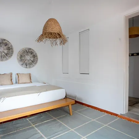Amaro Oasis By Lovelystay Funchal (Madeira)